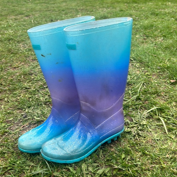 Girls rainboots size 1 - Picture 2 of 4